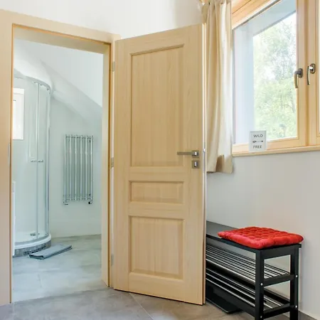 Ap19 * Pstruzi (Karlovy Vary)