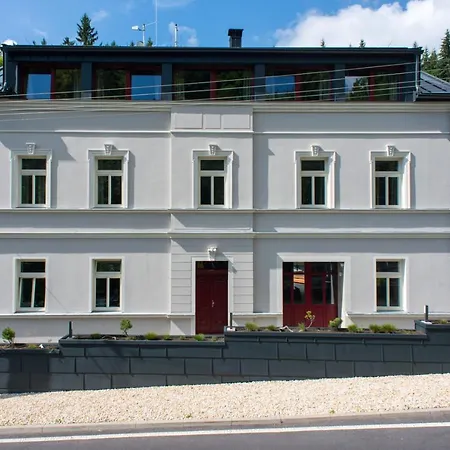 Appartamento Ap19 Pstruzi (Karlovy Vary)