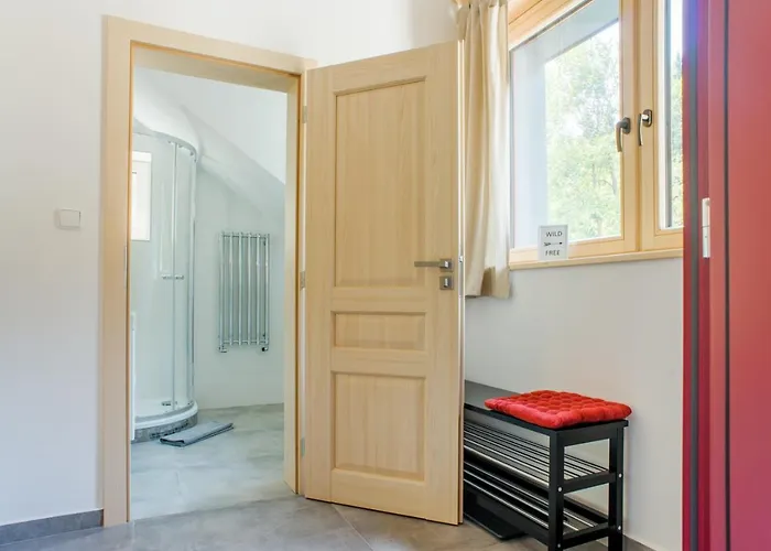 Ap19 * Pstruzi (Karlovy Vary)
