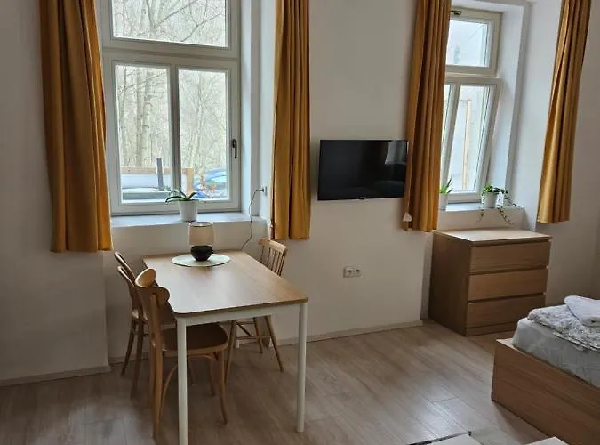 Ap19 * Pstruzi (Karlovy Vary)